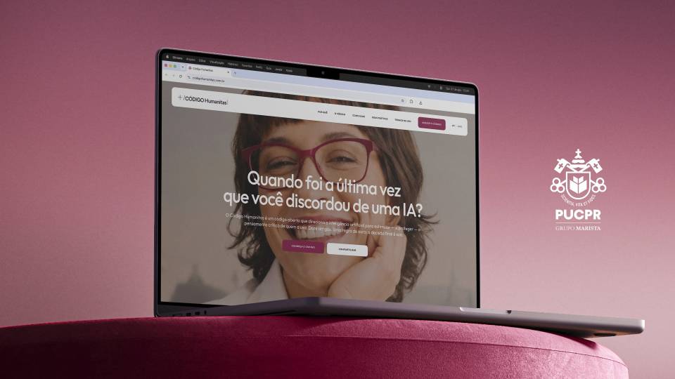 PUCPR desenvolve código original para tornar a interação com a inteligência artificial mais crítica, transparente e humana Divulgação_PUCPR