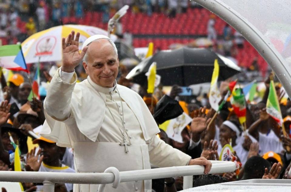 Encontro do Papa com os jovens e as famílias no Estádio de Bata, na Guiné Equatorial (Vatican Media)