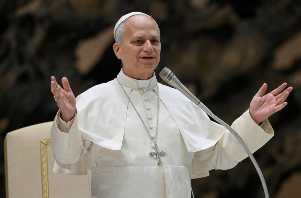 O Papa Leão XIV iniciando a Audiência Geral desta quarta-feira/Vatican News